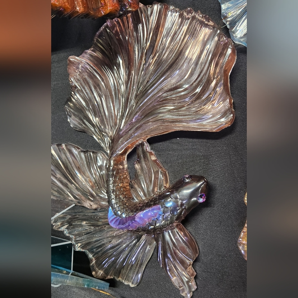 Resin fish